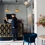 Hotel Apis